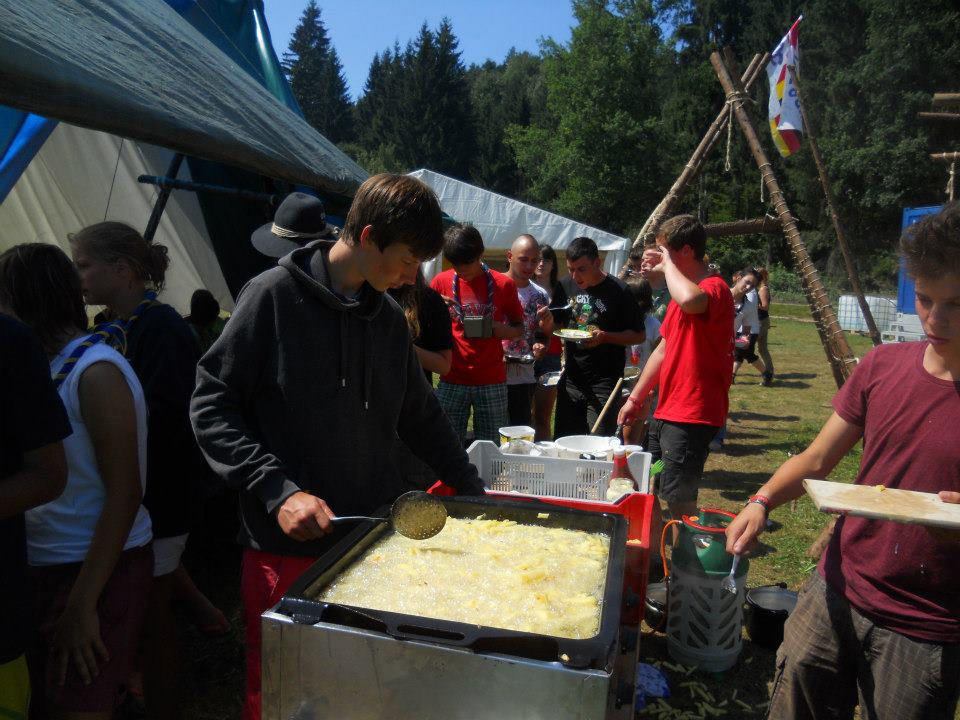 Sint-Martinus den XIIde - Internationaal Kamp Techuana 2012